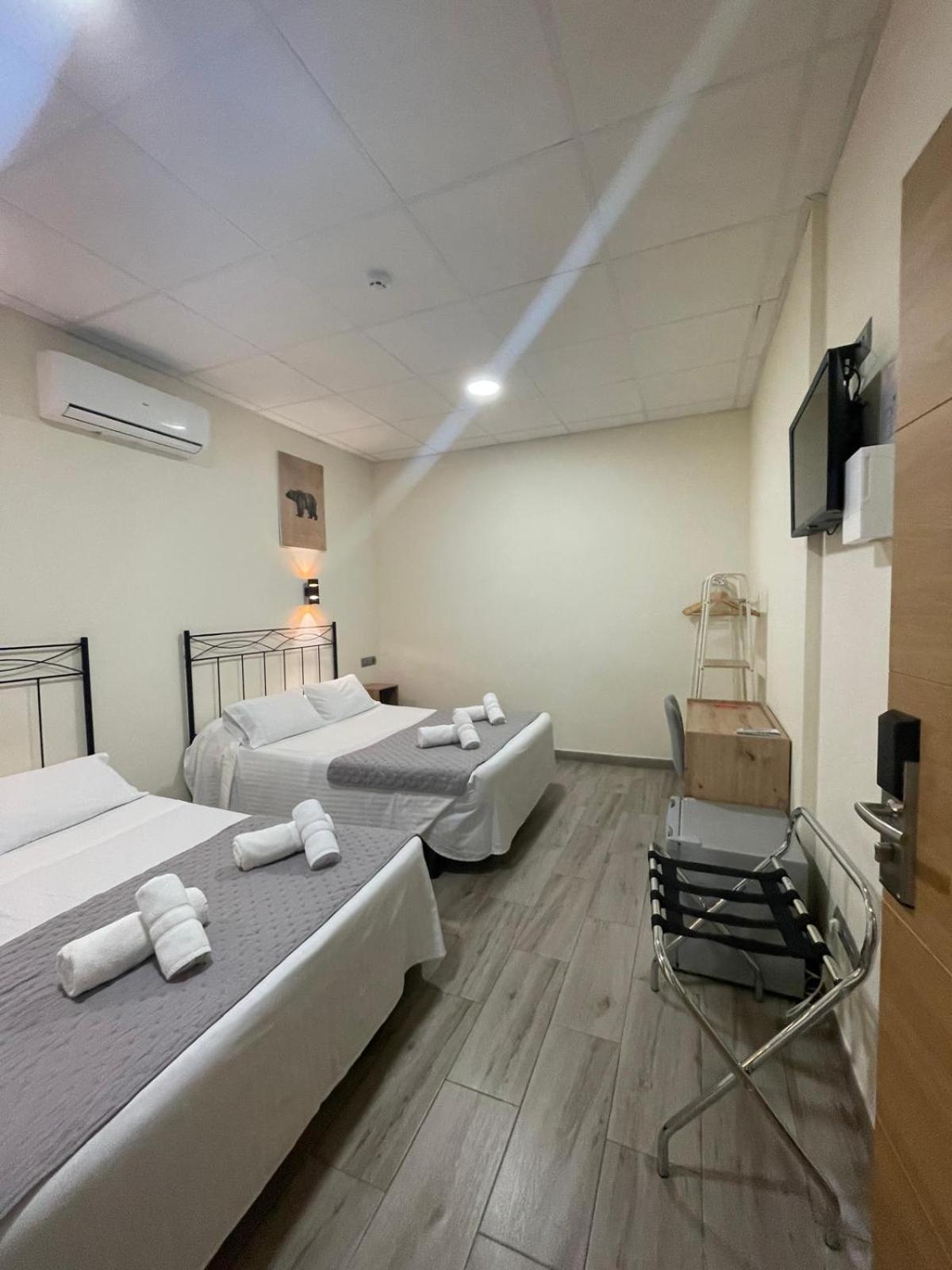 Balmes Centro Guest house
