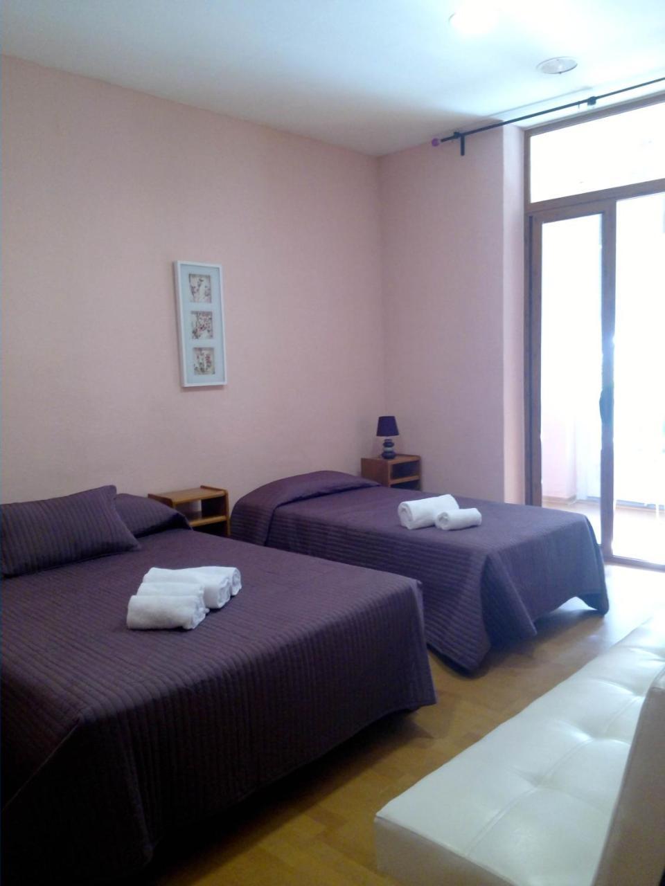 Guest house Balmes Centro 2*